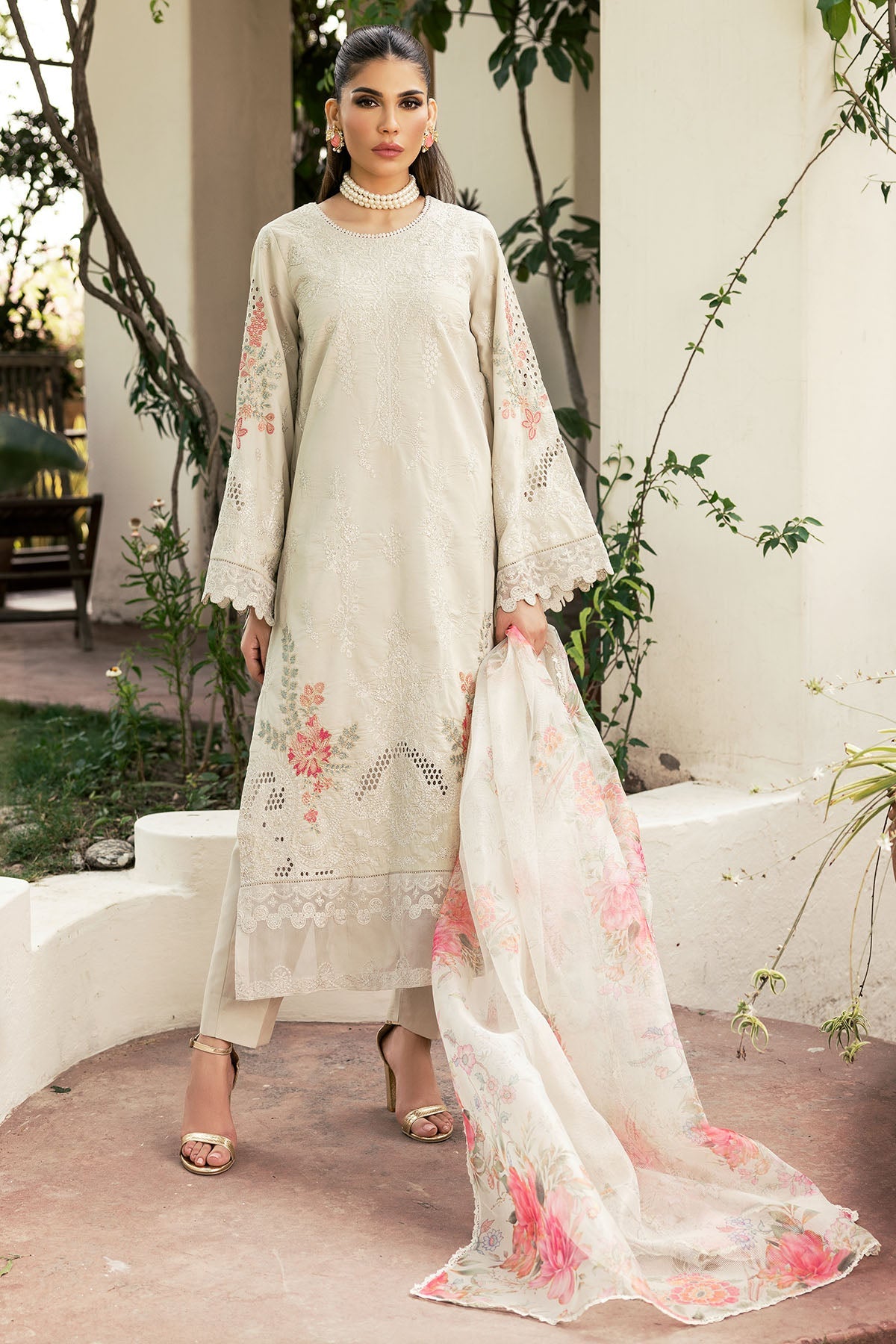 3PC-EMBROIDERED LAWN SUIT