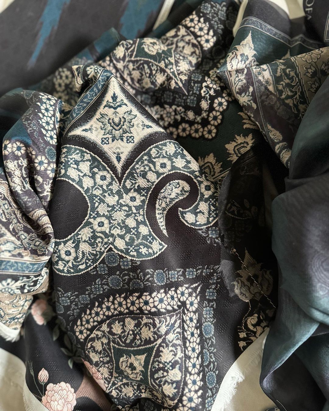 3PC-PRINTED SUIT
