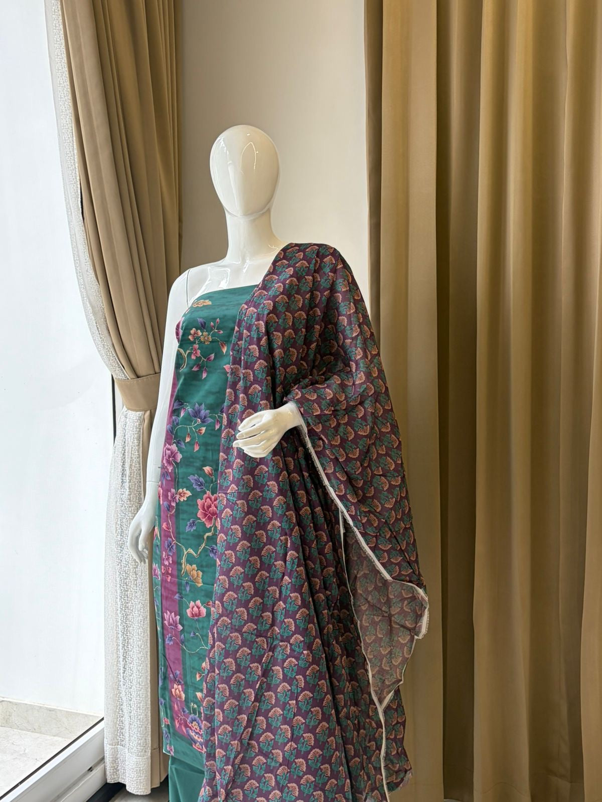 Unstitched - Printed Lawn