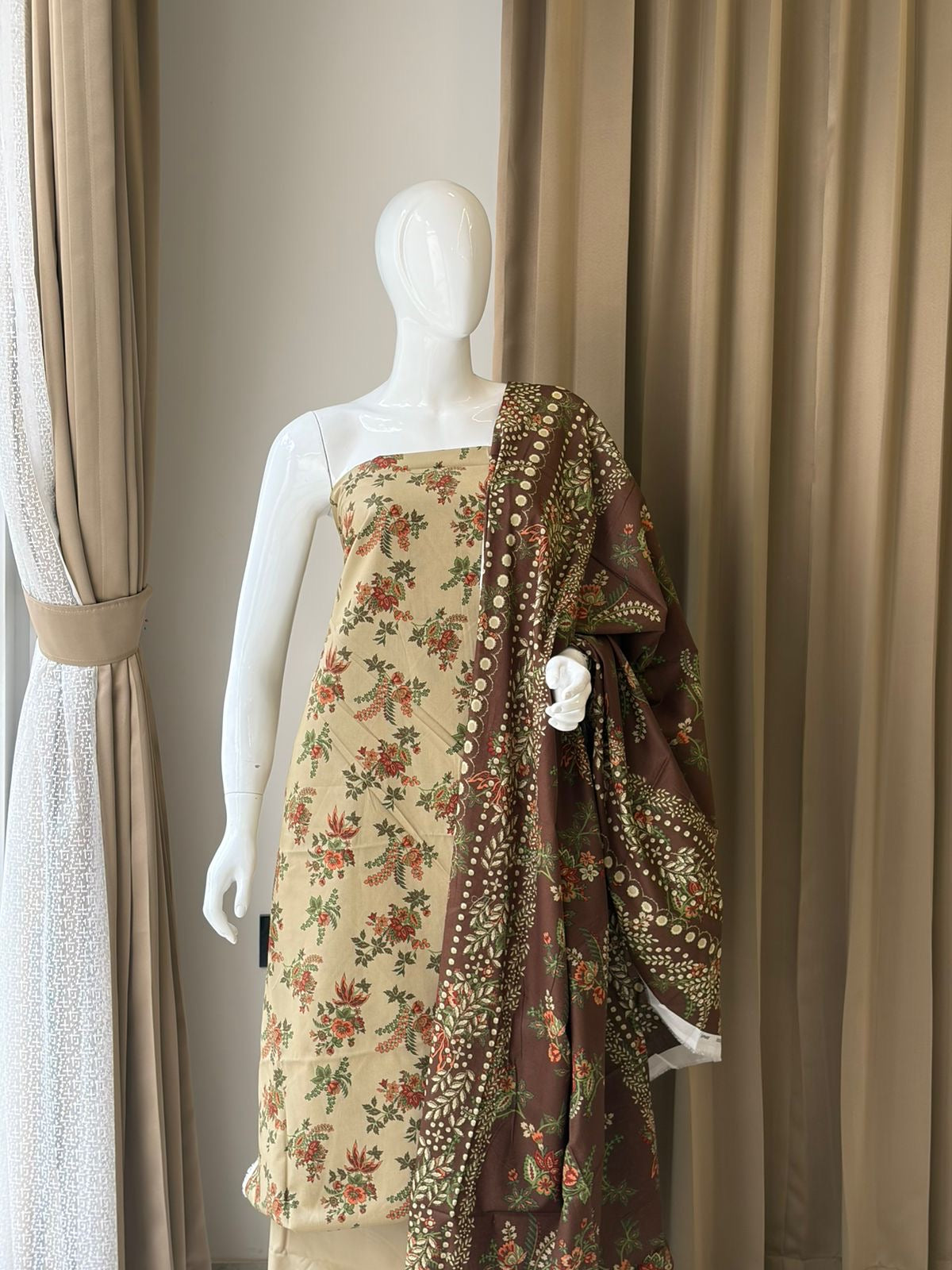 Unstitched - Printed Lawn