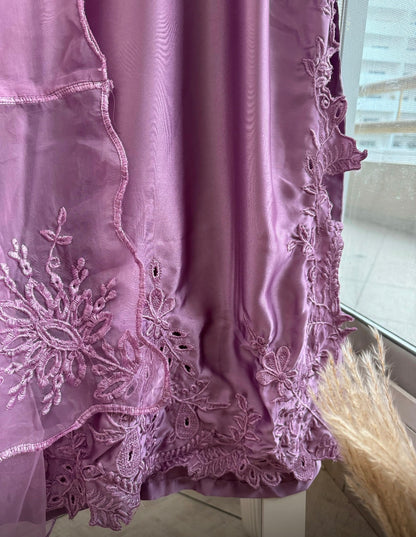 RTW - Embroidered Sik