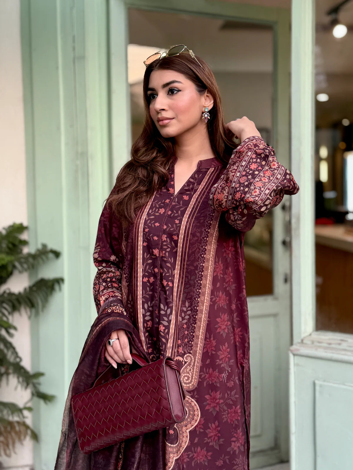 READY TO WEAR