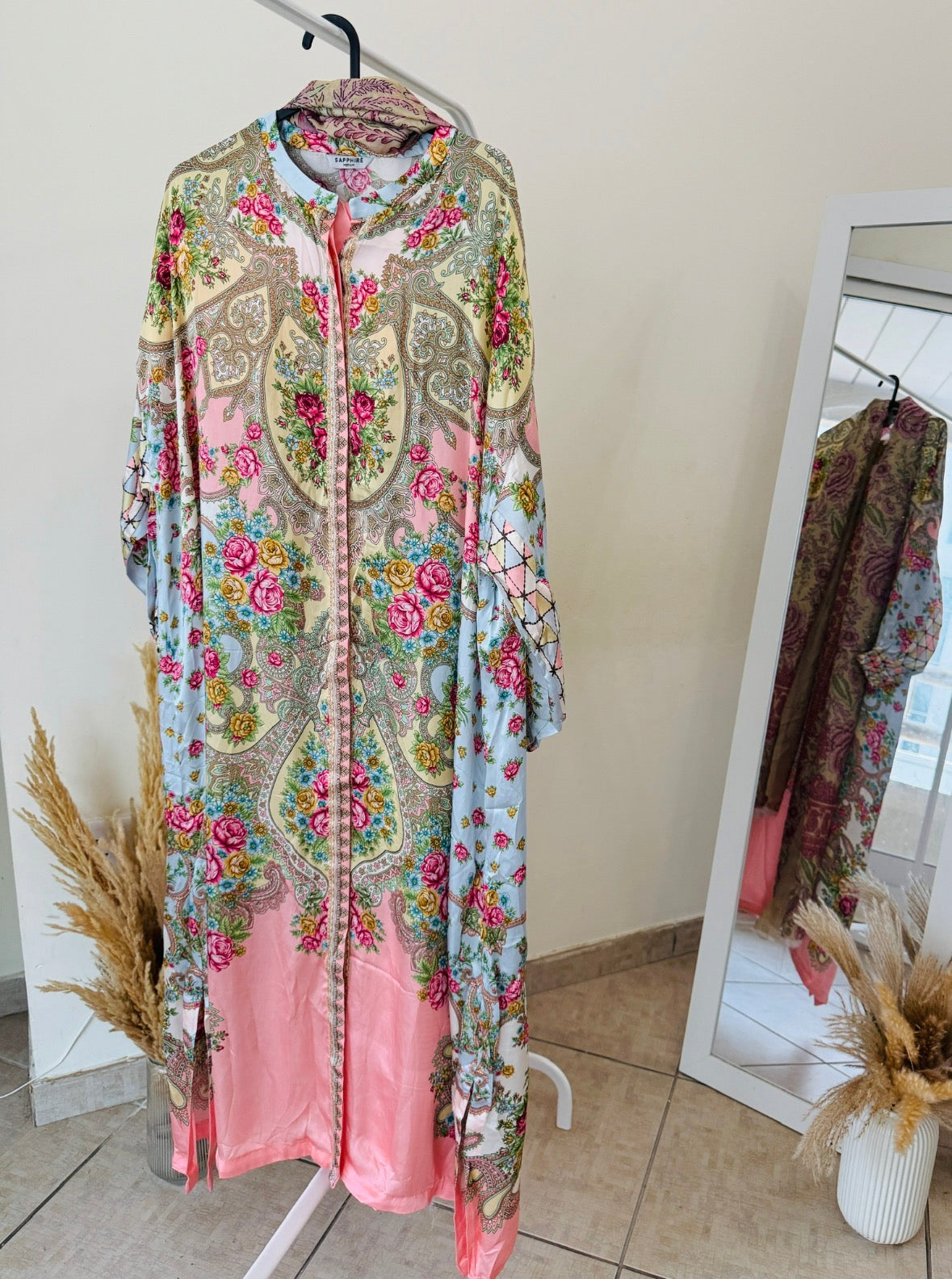 READY TO WEAR
