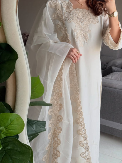 UNSTITCHED EMBROIDERED SILK