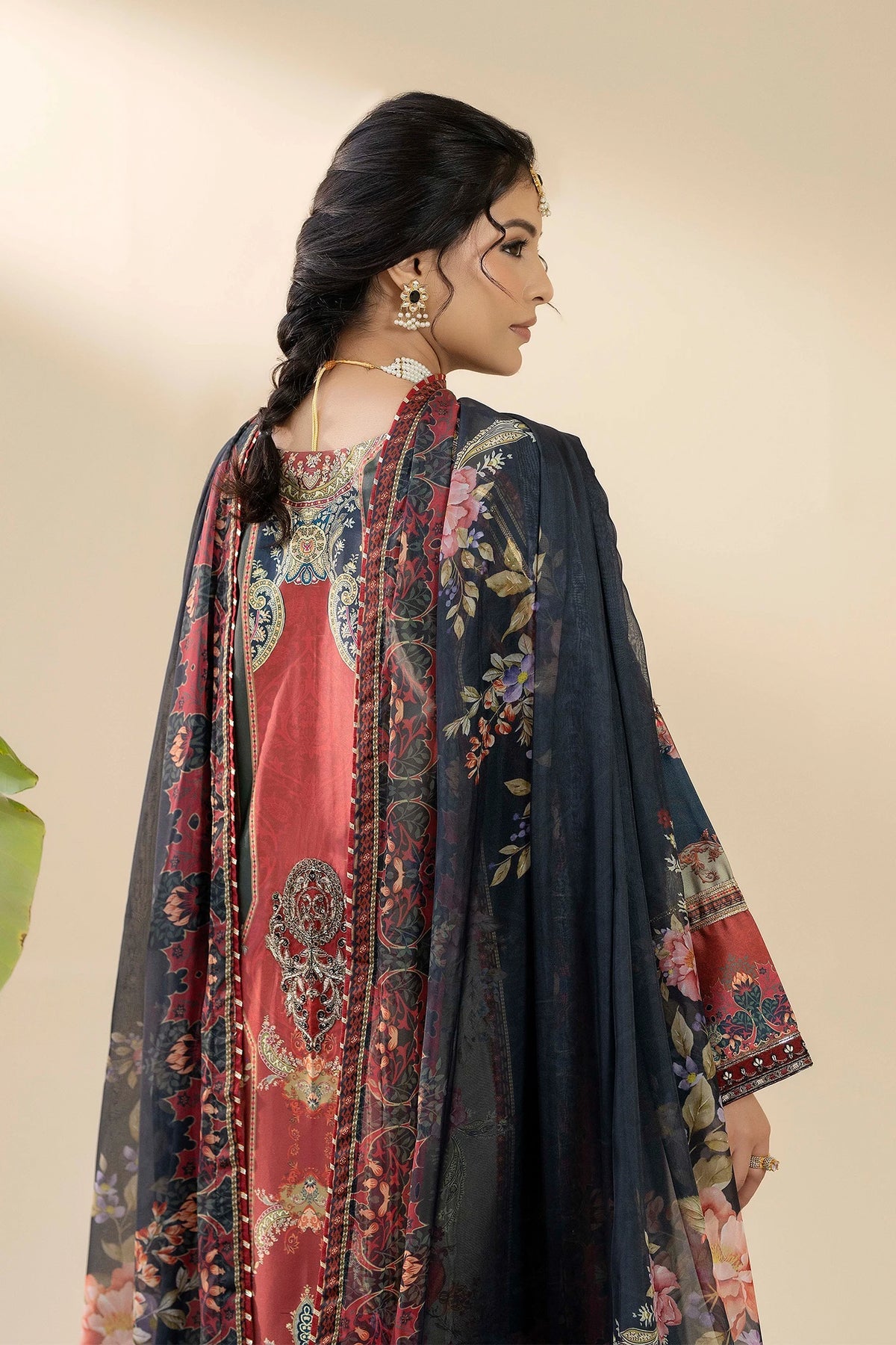 SILK SUIT
