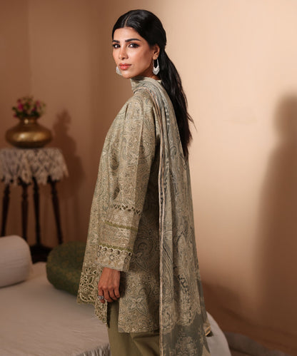 Unstitched-Zari Lawn