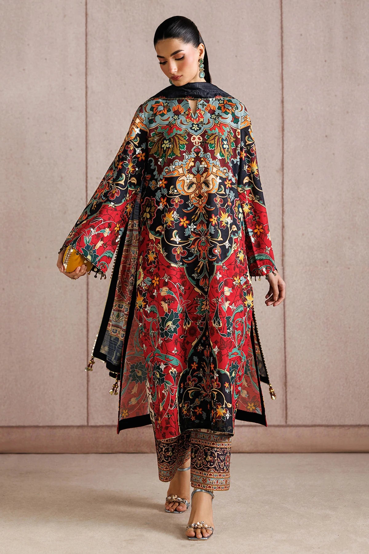 Unstitched - Raw silk