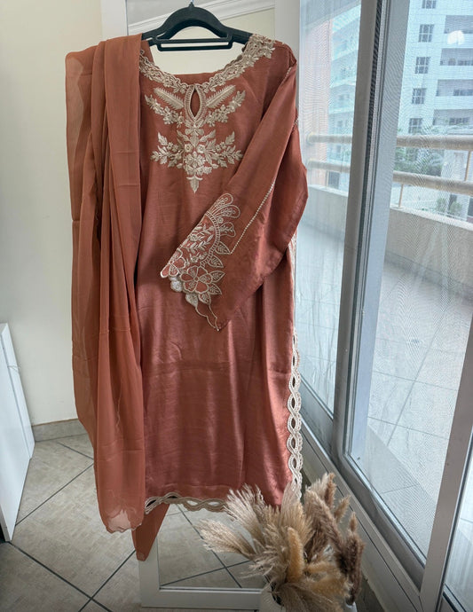 RTW - Silk Embroidered