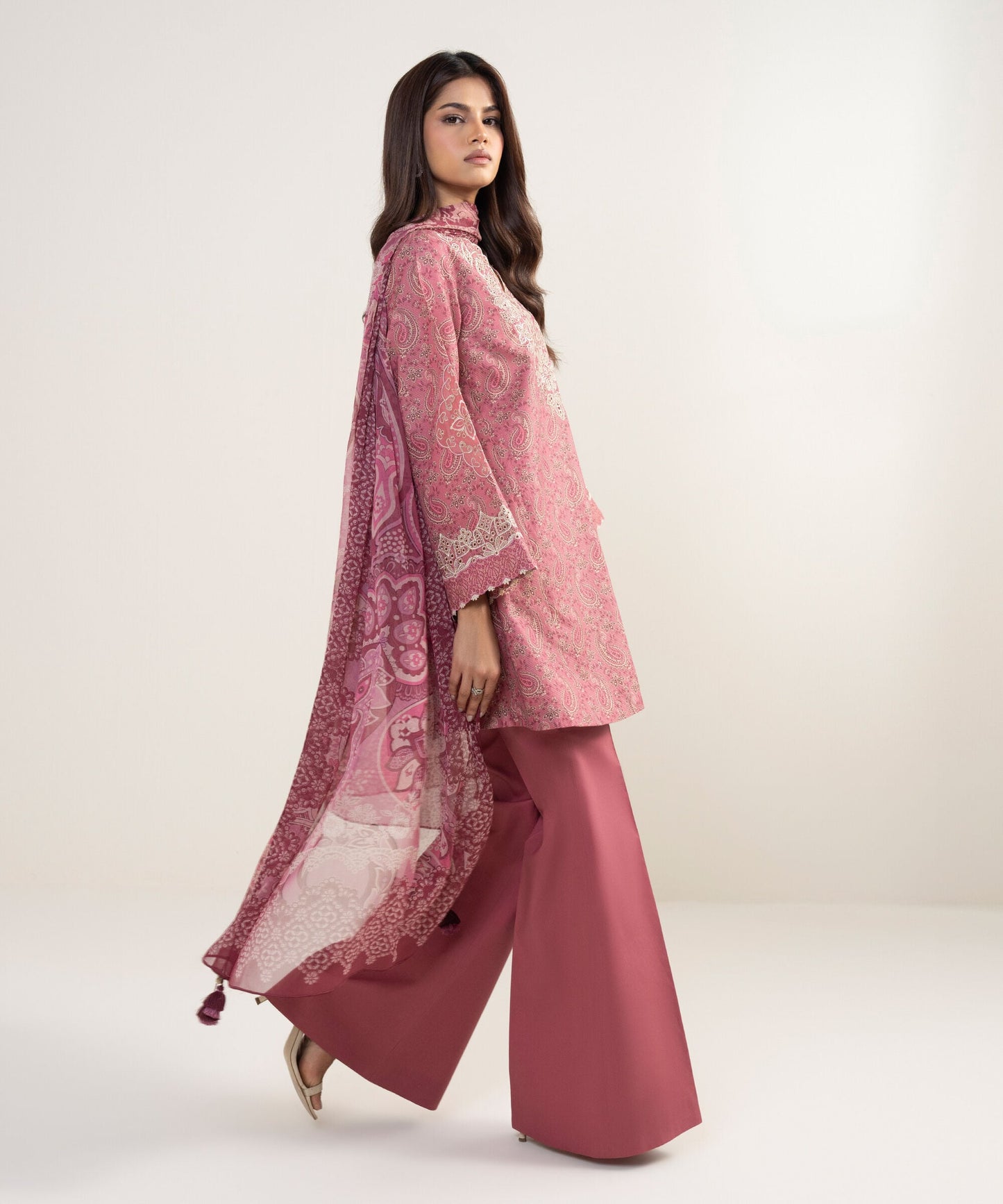 Unstitched-Zari Lawn