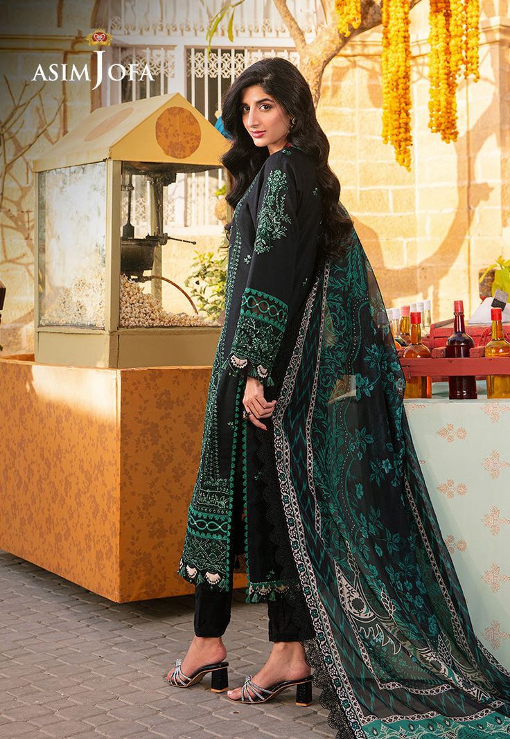 3PC-EMBROIDERED SUIT