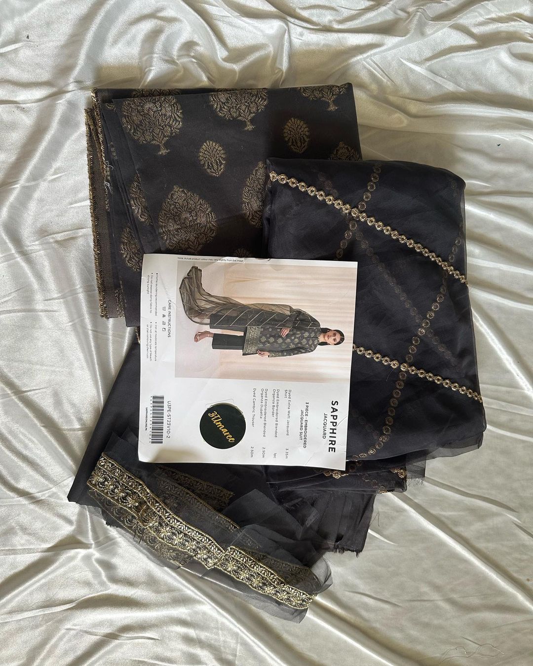 3PC-EMBROIDERED JAQUARD SUIT