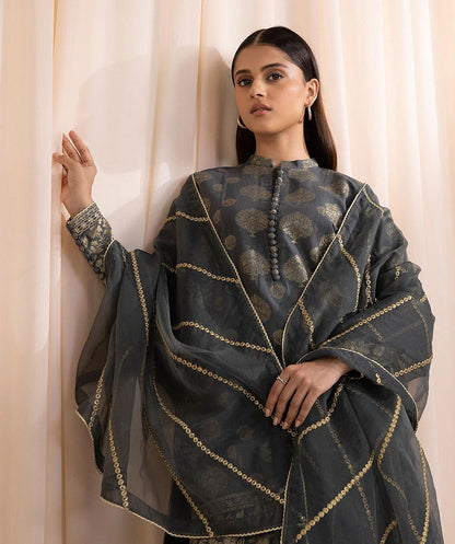 3PC-EMBROIDERED JAQUARD SUIT